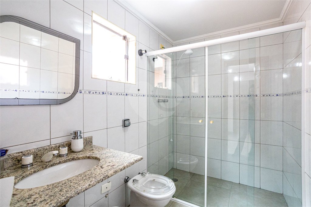 Sobrado à venda com 3 quartos, sendo 1 suíte,  em Vila Mariana, São Paulo, SP