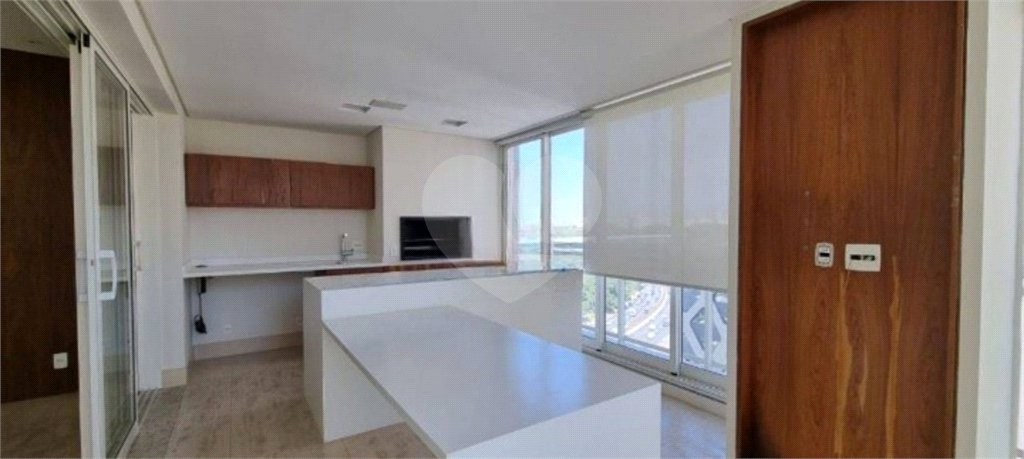 Apartamento à venda com 3 suítes em Vila Mariana, São Paulo, SP