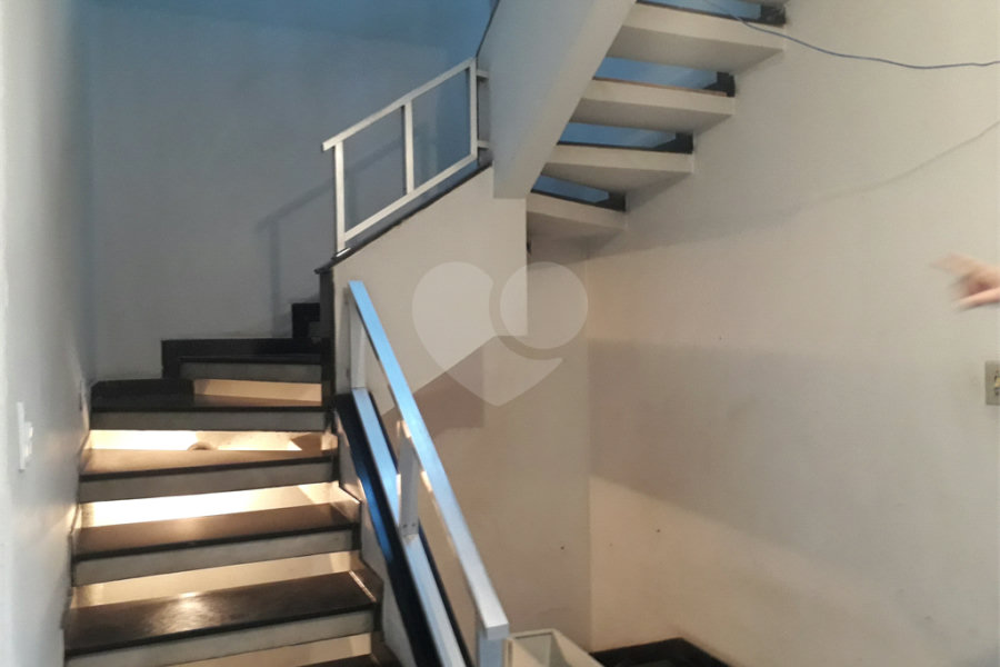 Sobrado à venda com 4 quartos, sendo 2 suítes, em Santana, São Paulo, SP