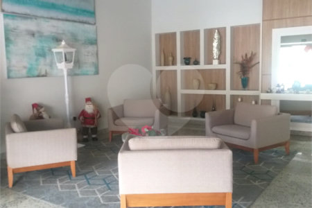 Apartamento à venda com 2 suítes em Guilhermina, Praia Grande, SP