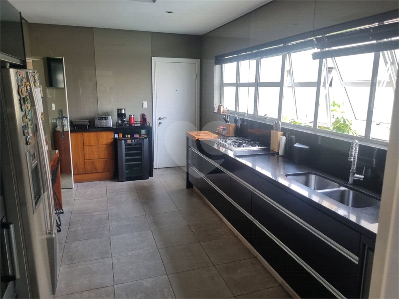 Apartamento à venda com 2 suítes em Cerqueira César, São Paulo, SP