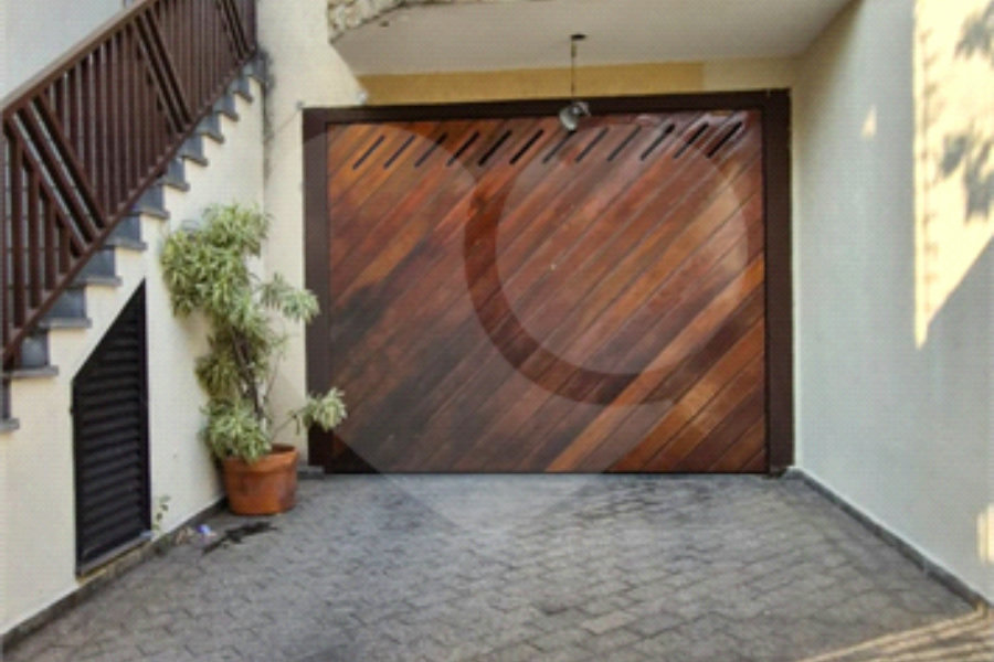 Sobrado à venda com 4 quartos, sendo 1 suíte, em Vila Guilherme, São Paulo, SP