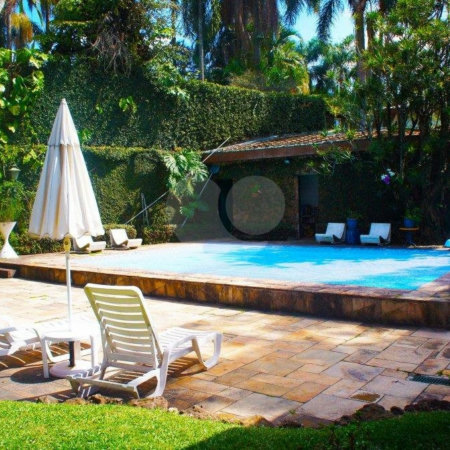 Casa Térrea à venda com 4 quartos, sendo 2 suítes, em Jardim Cordeiro, São Paulo, SP