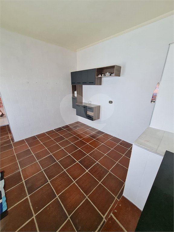 Casa à venda com 6 quartos em Vila dos Remédios, São Paulo, SP