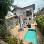 Casa à venda com 3 suítes no condomínio Braziliana, Valinhos - SP