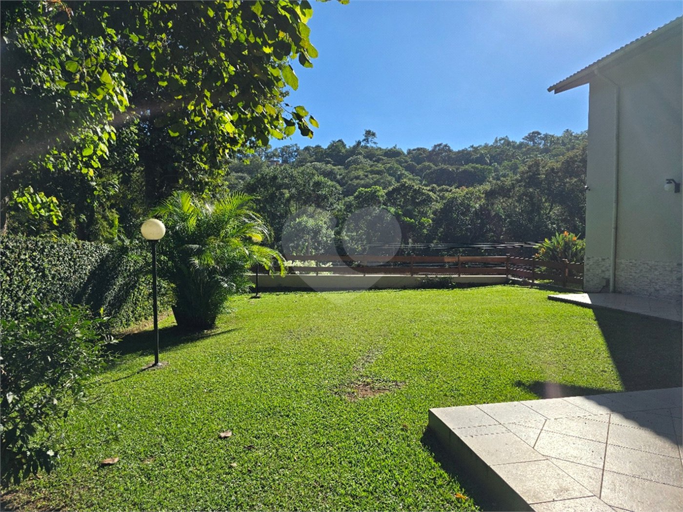 Casa à venda com 4 suítes no condomínio Associação Reserva das Hortênsias, Mairiporã - SP