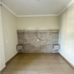 Indaiatuba- Villagio de Itaici- Venda - terreno 150,00 ms - construida 144, 15 ms - 3 dorms, 1 suite, sala, cozinha, wc - R$ 999.900,00 -Área de lazer conta com: Salão de festas - Piscina - Clube - Playground - Academia completamento bancário. Imóvel locado em setembro 2024, venda para investidor,
