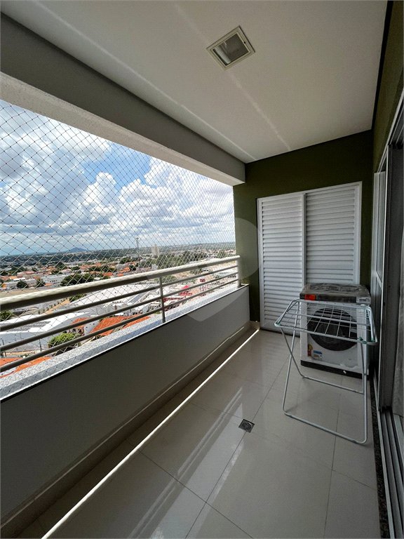 Apartamento à venda com 3 quartos, sendo 2 suítes, em Cidade Alta, Cuiabá, MT