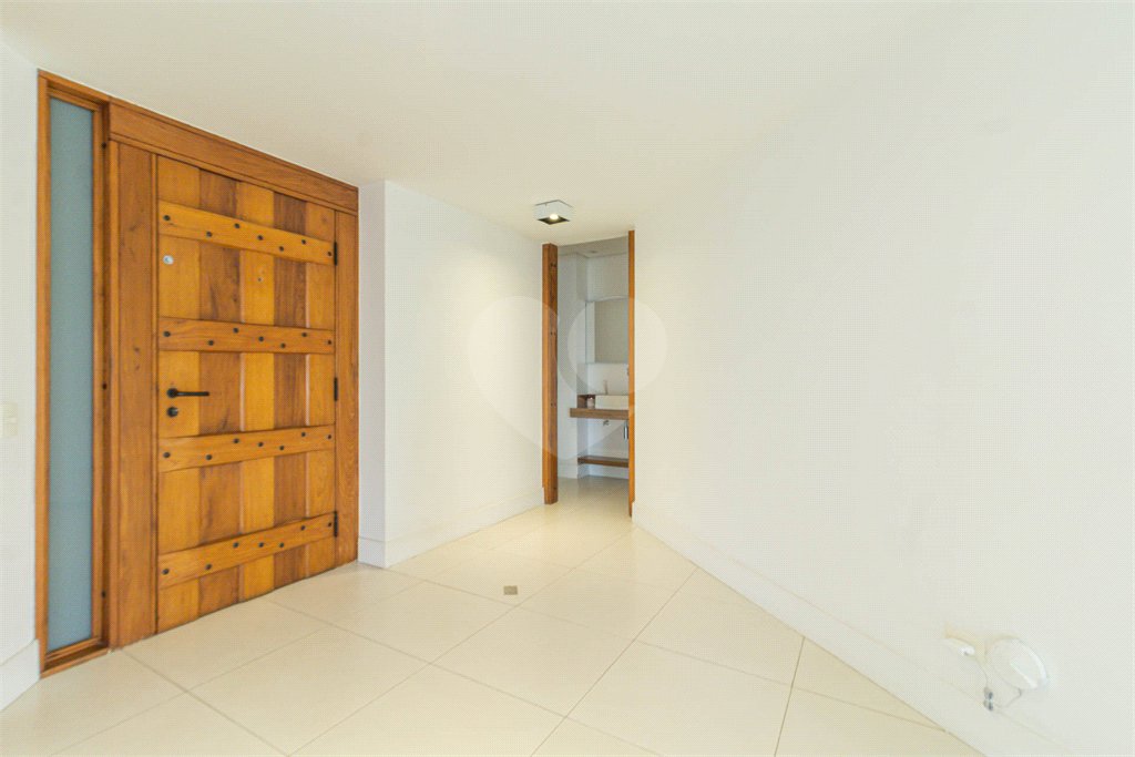 Apartamento à venda com 4 quartos, sendo 3 suítes, em Campo Belo, São Paulo, SP