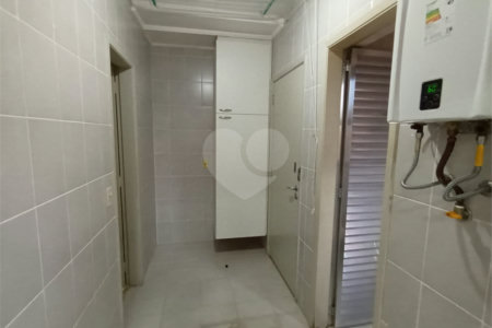 Apartamento á venda 3 dormitórios Vila Andrade, São Paulo - SP