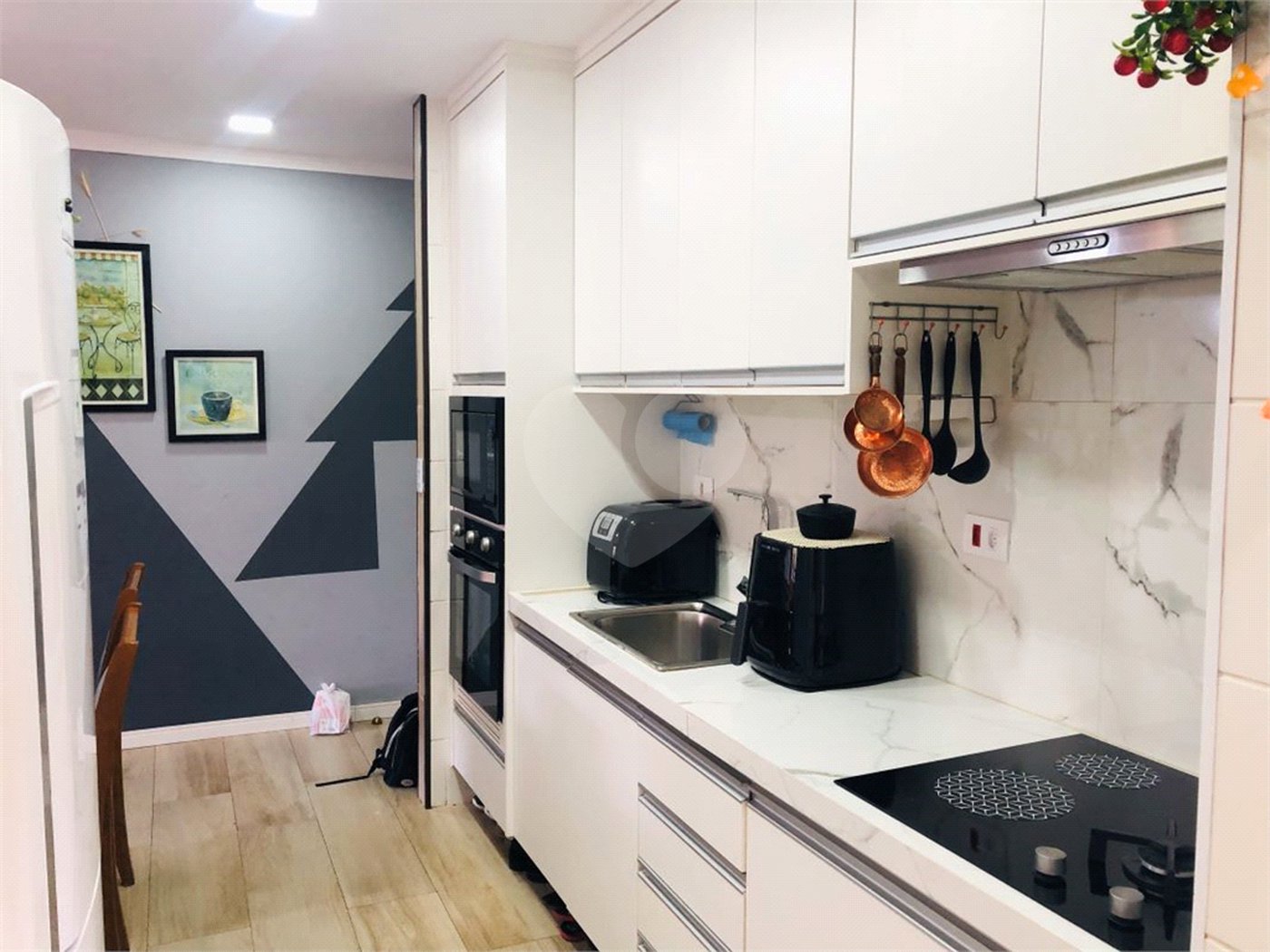 Apartamento à venda com 3 quartos, sendo 1 suíte,  em Mogi Moderno, Mogi das Cruzes, SP