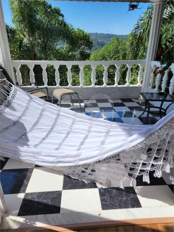 Casa para alugar com 4 suítes no condomínio Alpes da Cantareira, Mairiporã - SP
