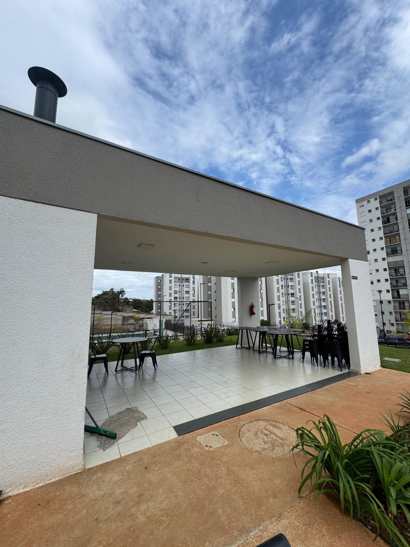 Apartamento à venda com 2 quartos em Jardim Villagio Ghiraldelli, Hortolândia, SP