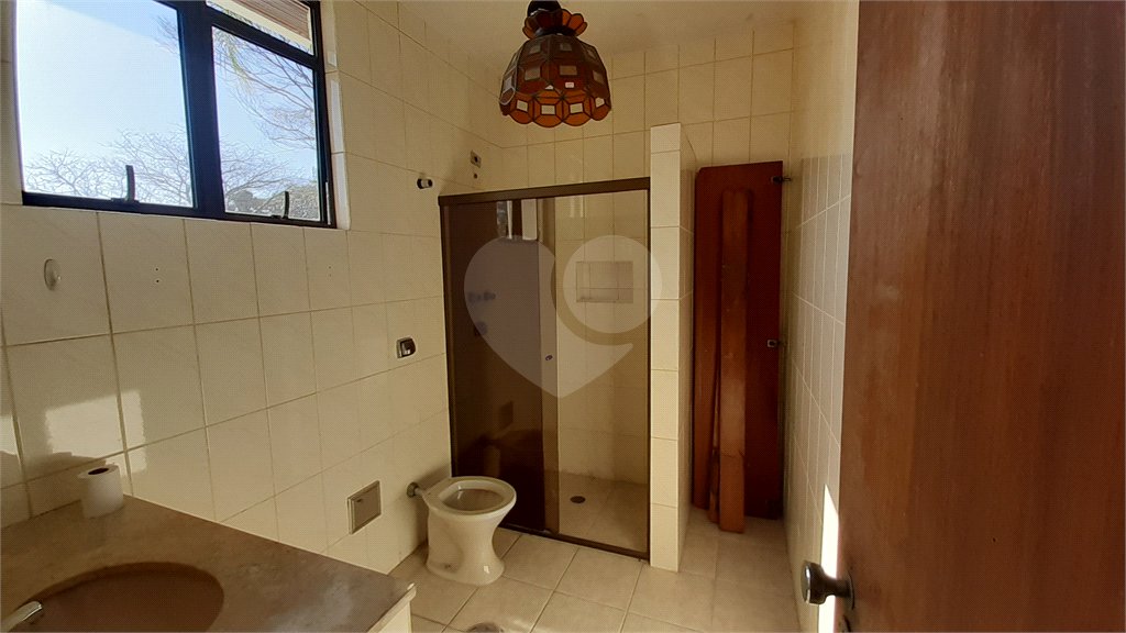 Casa à venda com 3 quartos, sendo 1 suíte, em Alto da Boa Vista, São Paulo, SP