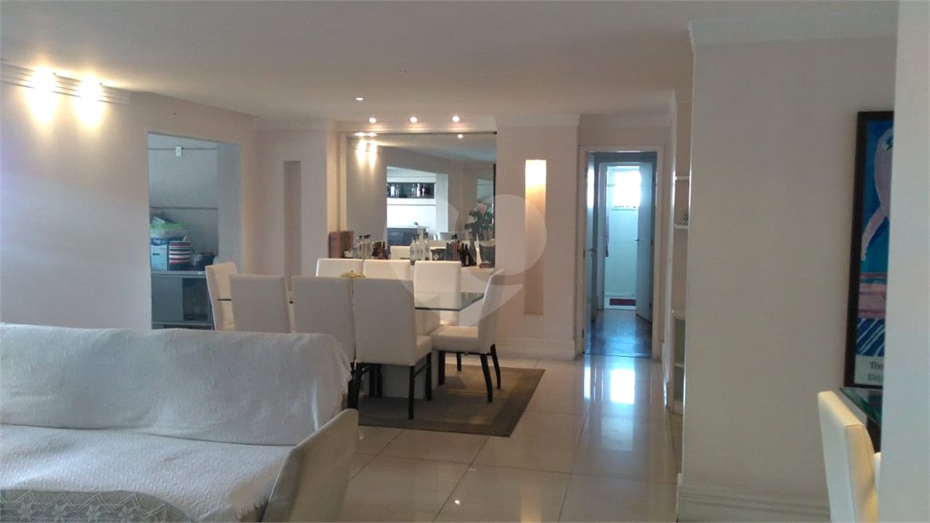 Apartamento à venda com 3 suítes em Jardim Londrina, São Paulo, SP