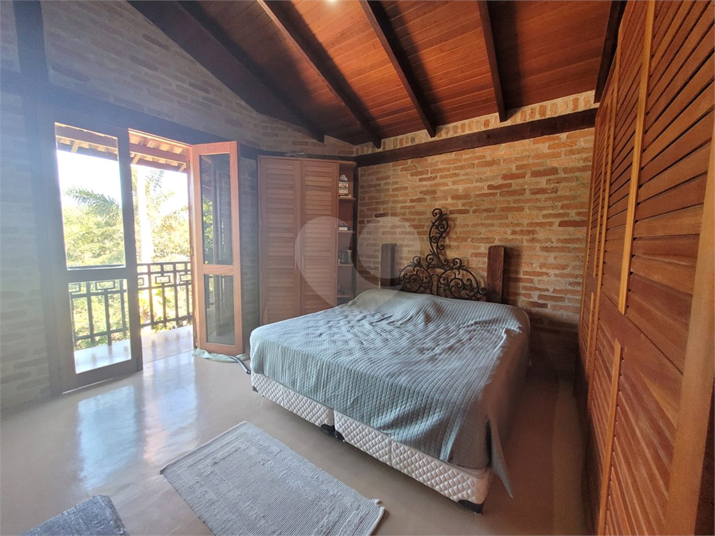 Casa à venda com 3 quartos, sendo 1 suíte,  no condomínio Residencial Bosque da Serra, Mairiporã - SP