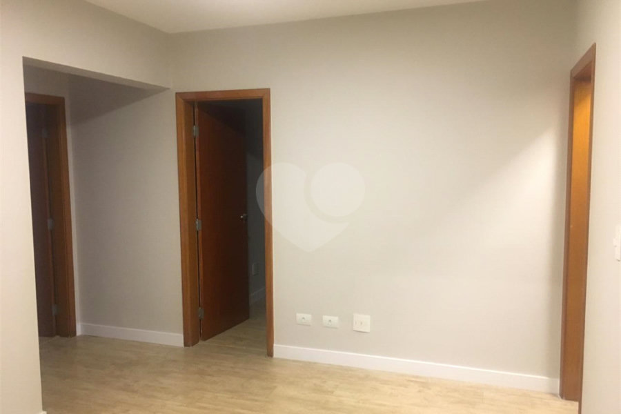 Apartamento à venda com 3 suítes em Santana, São Paulo, SP