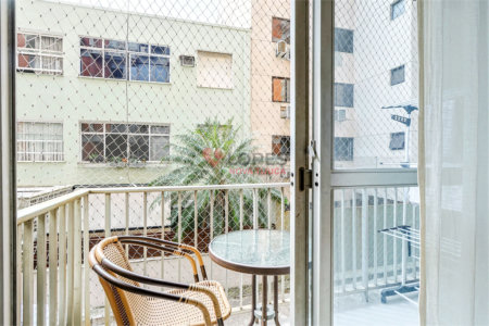 Apartamento à venda com 3 quartos, sendo 1 suíte,  em Lagoa, Rio de Janeiro, RJ