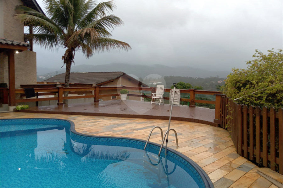 Casa à venda com 4 suítes no condomínio Alpes de Mairiporã, Mairiporã - SP