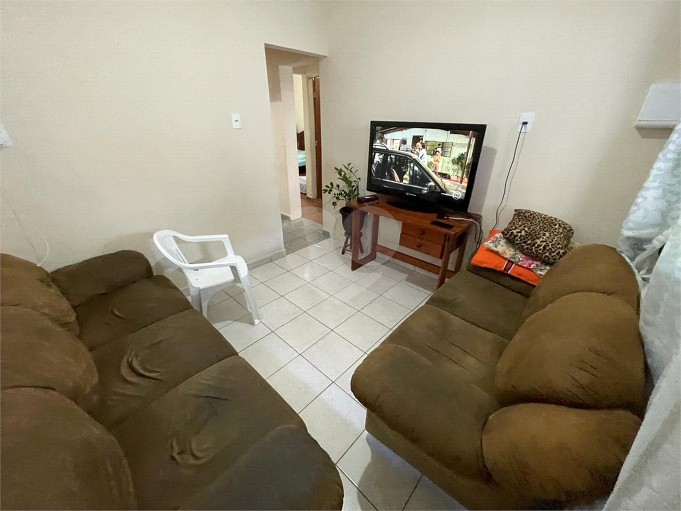 Casa à venda com 2 quartos em Parque Esmeralda, Sorocaba, SP