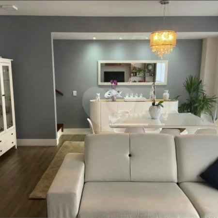 Casa à venda com 3 quartos, sendo 1 suíte,  no condomínio Villas de São Francisco I, São Paulo - SP