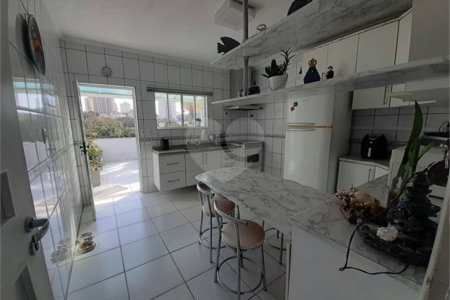Sobrado à venda com 3 quartos em Santana, São Paulo, SP