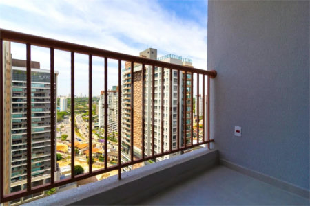 Apartamento à venda com 1 suíte em Jardim das Acácias, São Paulo, SP