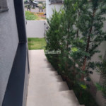 Sobrado à venda ou para alugar com 3 suítes em Jardim do Lago, Atibaia, SP