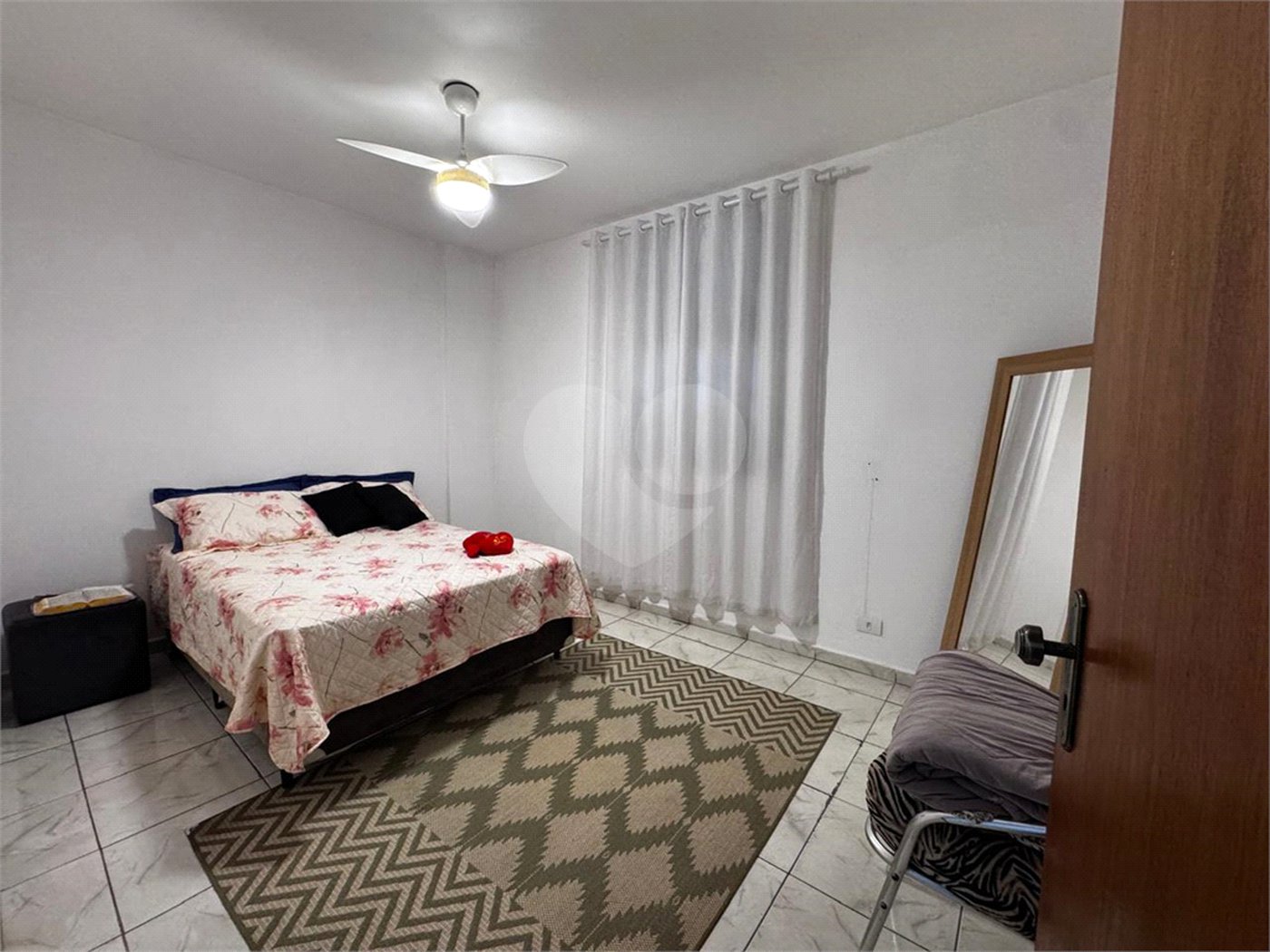 Apartamento à venda com 2 quartos, sendo 1 suíte, no Centro, Sorocaba, SP