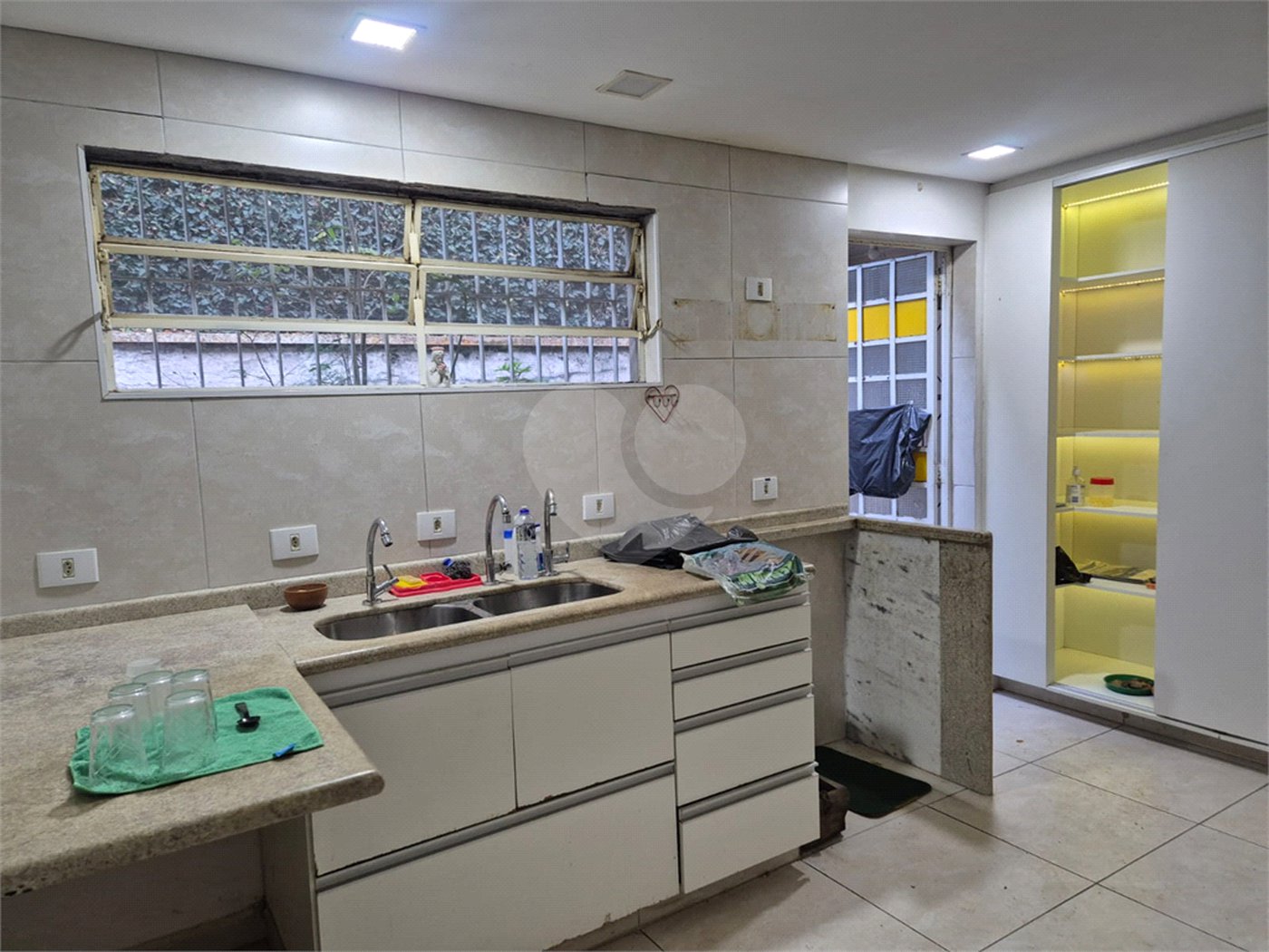 Casa à venda com 4 quartos, sendo 2 suítes, em Vila Mascote, São Paulo, SP