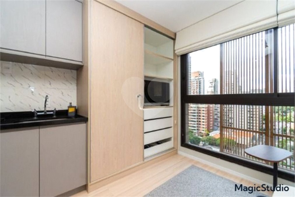 Apartamento à venda com 1 quarto em Moema, São Paulo, SP