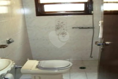 Casa à venda com 3 quartos, sendo 1 suíte,  em Vila Campesina, Osasco, SP