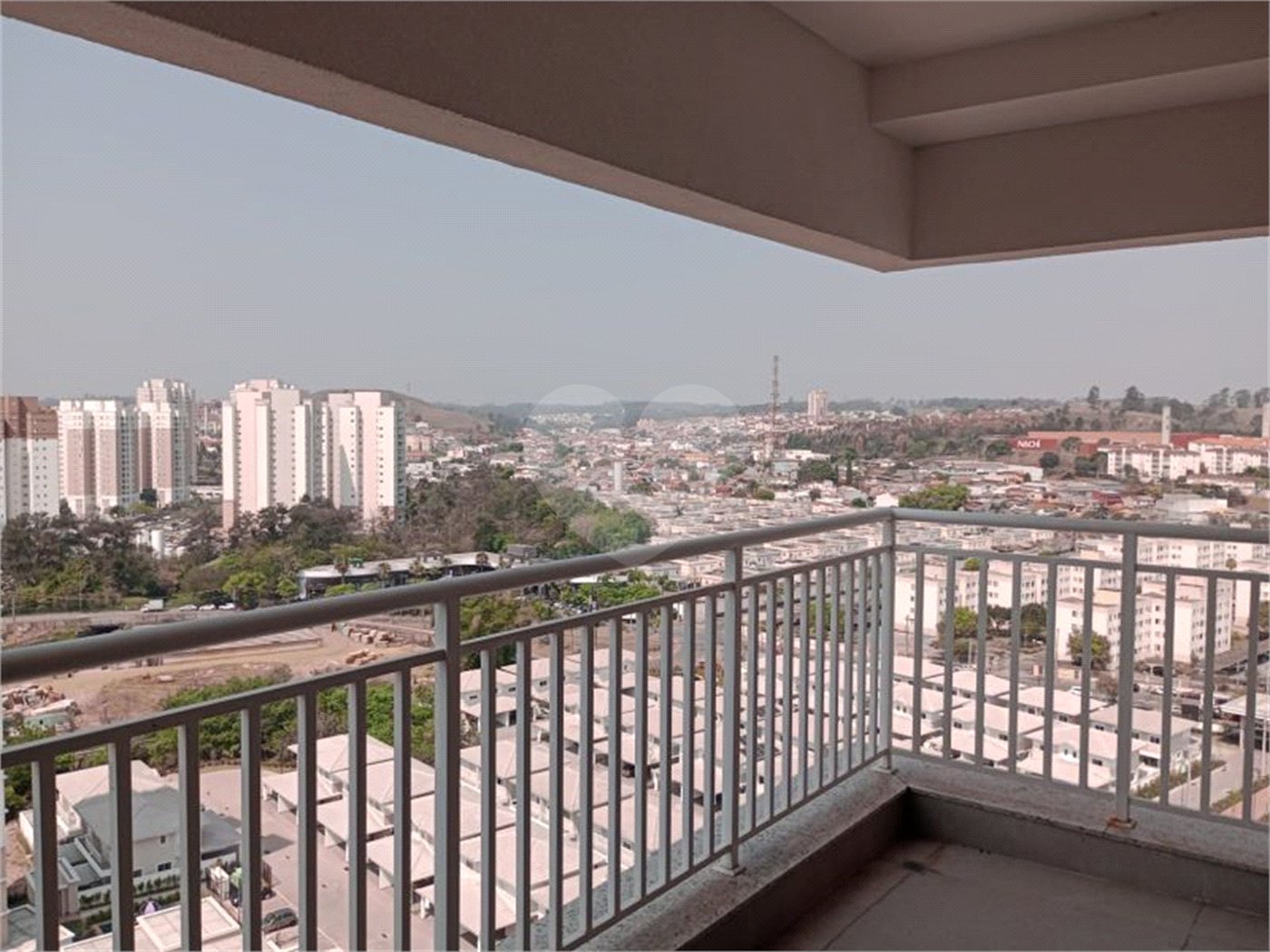 Apartamento à venda com 3 quartos, sendo 1 suíte, em Cézar de Souza, Mogi das Cruzes, SP