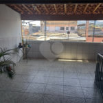 Sobrado à venda com 4 quartos, sendo 1 suíte, em Jardim Peri, São Paulo, SP