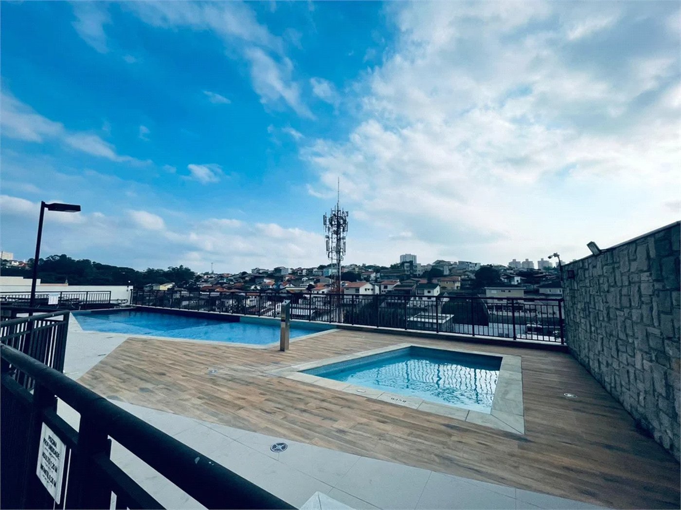 Apartamento à venda com 1 quarto em Jardim D'abril, Osasco, SP
