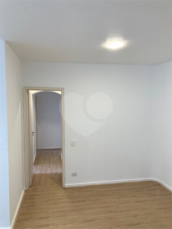 Apartamento para alugar com 3 quartos, sendo 1 suíte,  em Jardim Paulista, São Paulo, SP