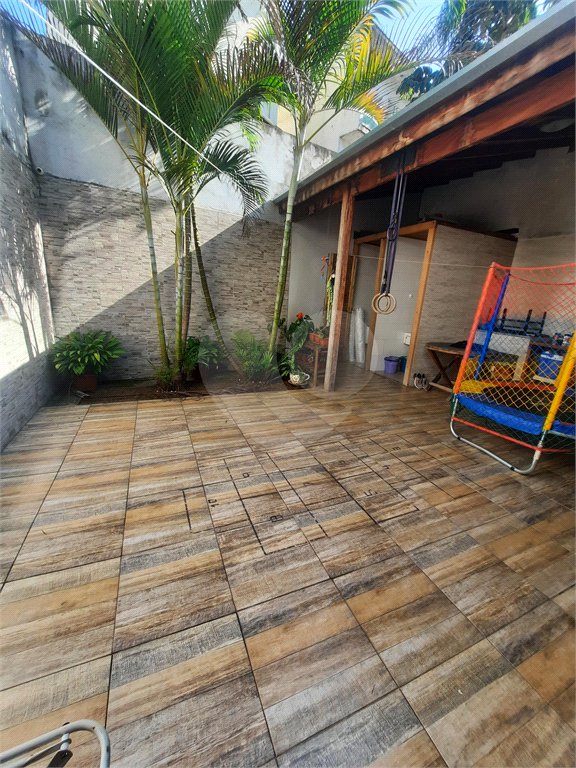 Sobrado à venda com 3 quartos, sendo 1 suíte,  em Jardim Nathalie, Mogi das Cruzes, SP