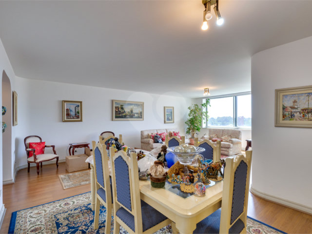 Apartamento à venda ou para alugar com 4 quartos, sendo 1 suíte,  em Alto da Boa Vista, São Paulo, SP