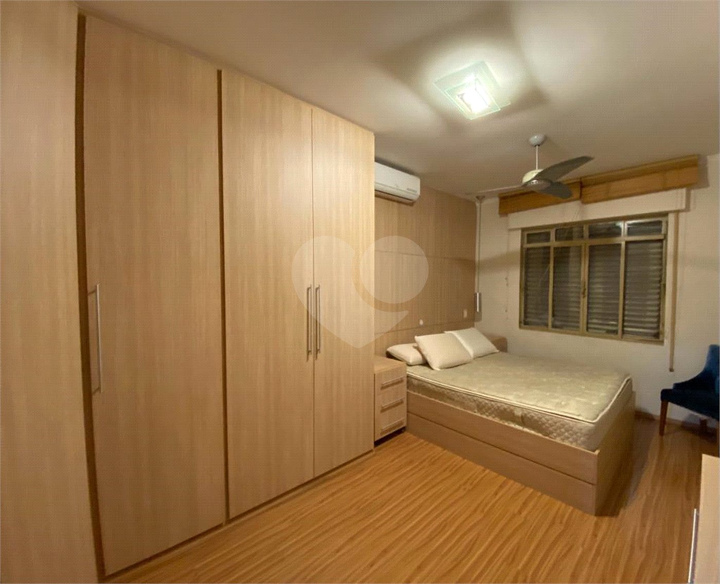 Casa à venda com 5 quartos, sendo 1 suíte,  no condomínio Casa, São Paulo - SP