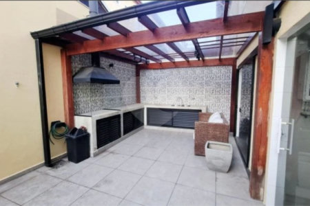 Casa à venda com 3 quartos, sendo 1 suíte,  no condomínio Villas de São Francisco I, São Paulo - SP