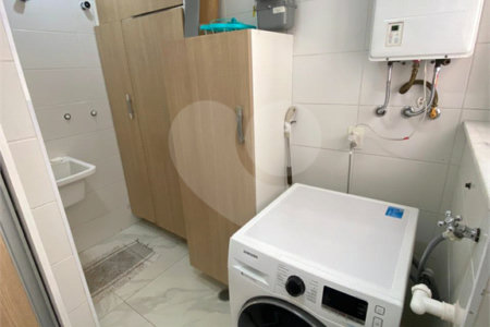 Apartamento à venda com 3 suítes em Lapa, São Paulo, SP