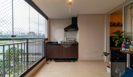 Apartamento à venda com 2 quartos, sendo 1 suíte,  em Santo Amaro, São Paulo, SP