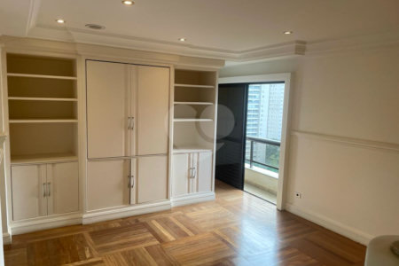 Apartamento à venda com 4 suítes em Vila Suzana, São Paulo, SP