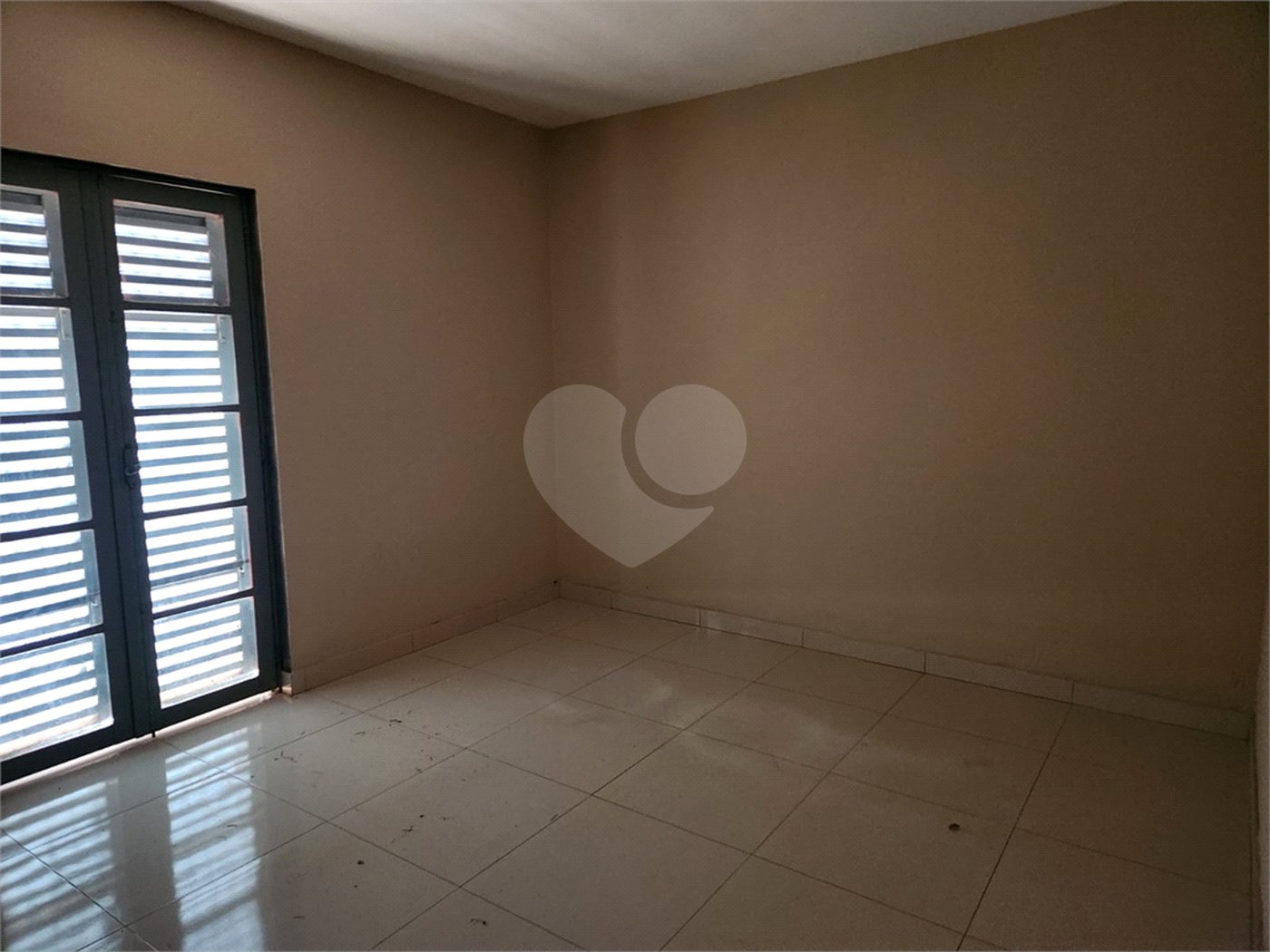 Casa à venda com 2 quartos em Vila Santa Maria (vila Xavier), Araraquara, SP