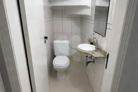 Sobrado à venda com 3 quartos, sendo 1 suíte, em Campo Grande, São Paulo, SP