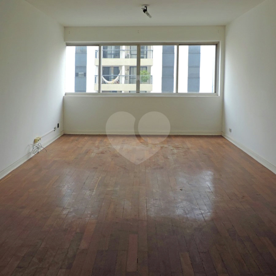 Apartamento à venda com 3 quartos, sendo 1 suíte, em Cidade Monções, São Paulo, SP