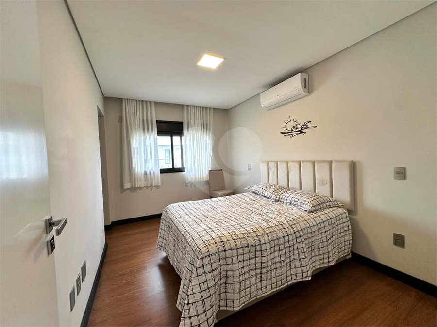 Casa à venda com 3 suítes no condomínio Villas do Golfe, Itu - SP