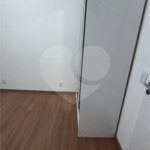 Apartamento à venda com 2 quartos em Vila Zat, São Paulo, SP