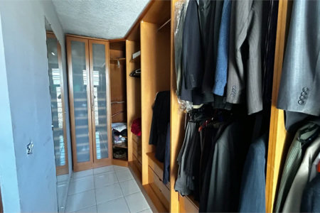 Sobrado à venda com 3 quartos, sendo 2 suítes, em Cidade São Francisco, São Paulo, SP