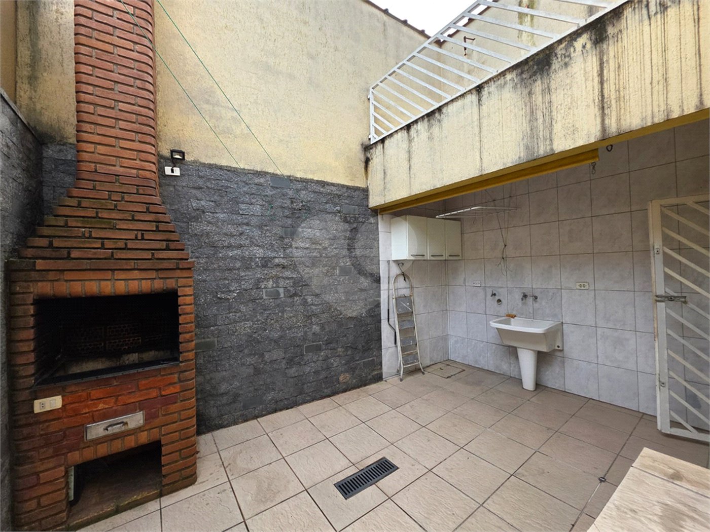 Sobrado à venda com 3 quartos em Vila Rica, São Paulo, SP